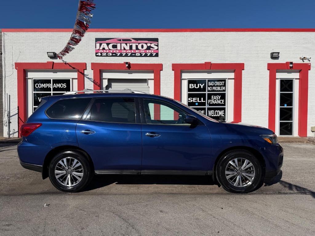 2017 Nissan Pathfinder